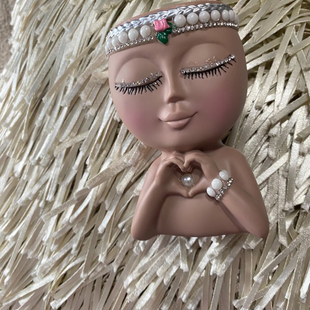 Make up brush holder